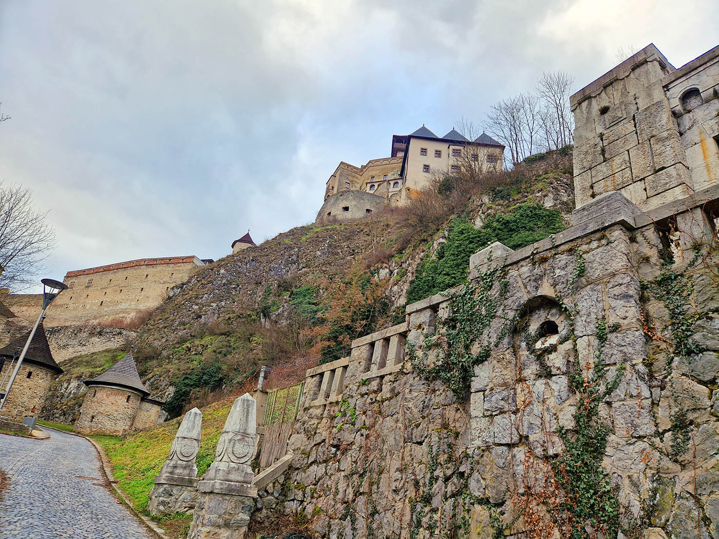 trenciansky hrad