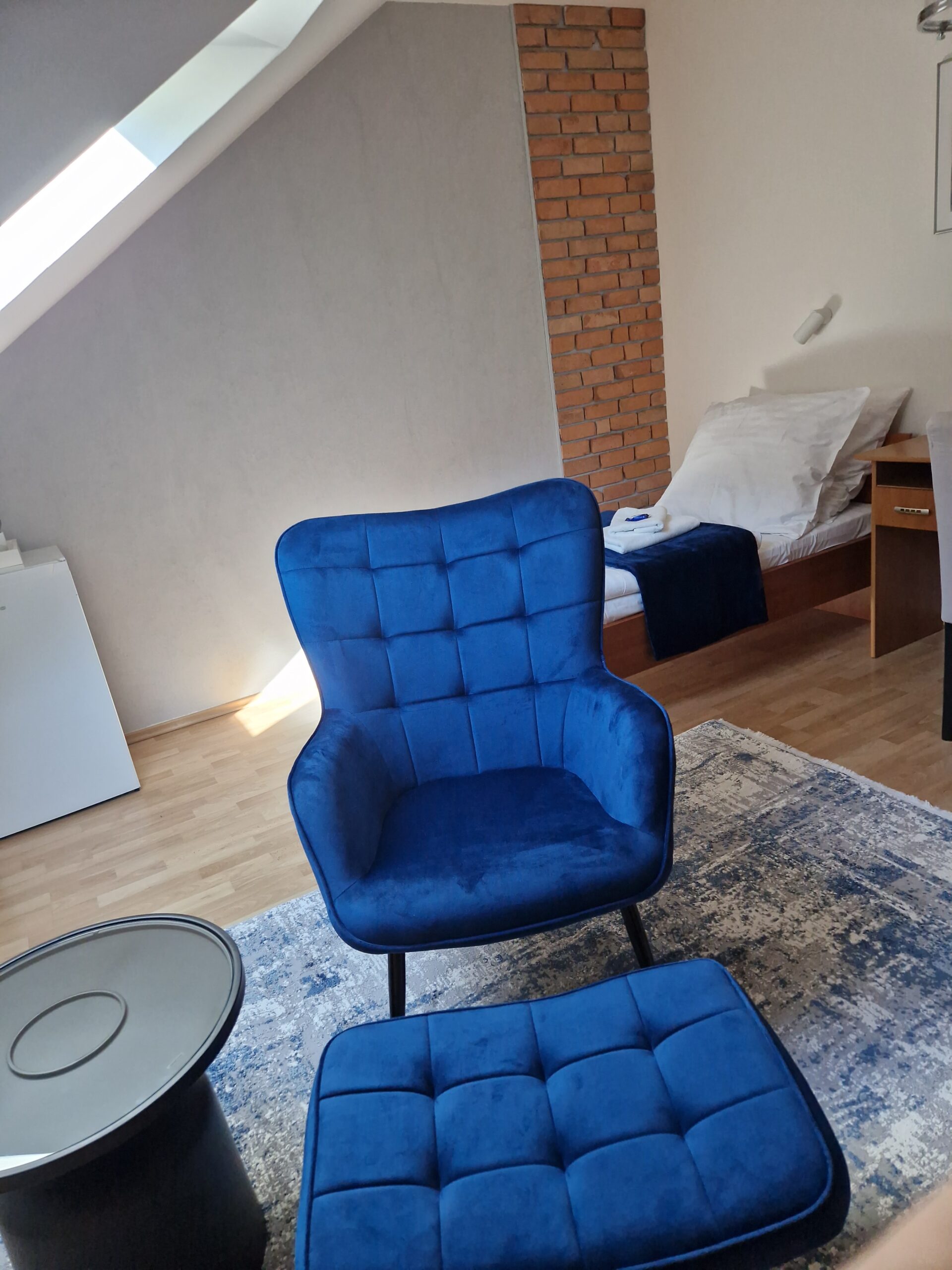 Single podkrovná izba